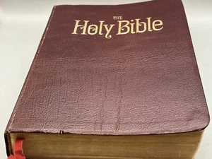 Holy Bible With The Bicentennial History of the Sunday School KJV 1976 Regal Pub - Picture 1 of 7