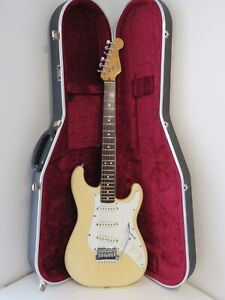 1983 Fender Stratocaster Elite z twardym etui Hiscox - oszałamiająca gitara