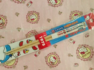 Sanrio Hello Kitty Jahr 1978 40th Anniversary Erwachsene Essstäbchen Küche - Bild 1 von 2