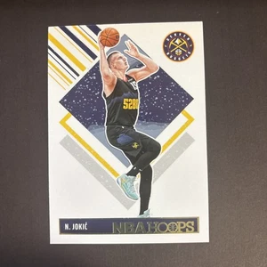 Aros Panini NBA 2024-25 - Aros Homenaje Nikola Jokić #284 Invierno - Imagen 1 de 2