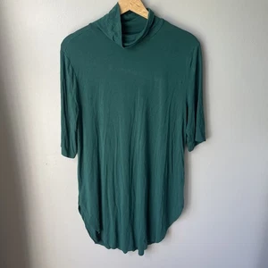 Torrid Damen Größe 0 Grün Kurzarm Super Weich Strick Liebling Tunika Top - Bild 1 von 8