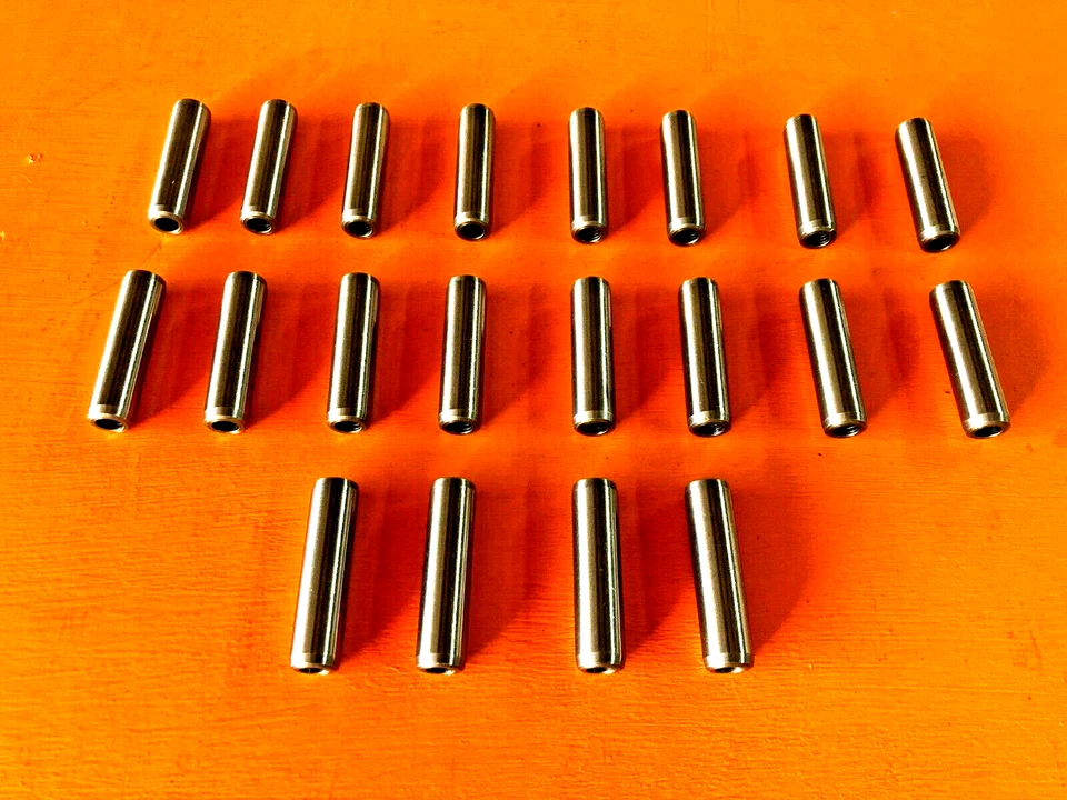 SE ADAPTA A FORD E350 E450 SUPER DUTY 1997-2019 6,8 L SOHC 20V GUÍAS DE VÁLVULA 20 CADA UNA Foto 1 de 1