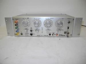GRASS MEDICAL INSTRUMENTS GRASS S44 PULSE STIMULATOR MOD S44B POWERS ON - Picture 1 of 9