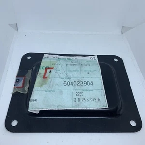 Genuine IVECO Cover 504023904 - Picture 1 of 2