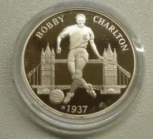 Bobby Charlton Sterling Silver Euro 1996 Football Championship Royal Mint Medal - Picture 1 of 4