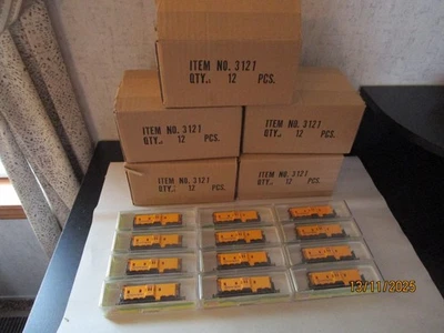 Model Power 60, N Scale, 5 Boxes, 3121, C&O Chessie Bay Window Caboose, Mint OB - Image 1 of 3