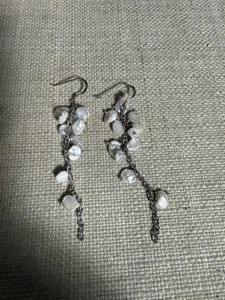 Orecchini pendenti a grappolo con perle barocche Keshi bianche naturali sterling .925 - Foto 1 di 8