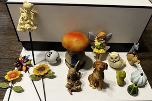 Lote de 14 figuras miniatura diversas - Imagen 1 de 3
