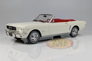 1965 Ford Mustang 1:24 Unbranded UB65 White - Picture 1 of 3