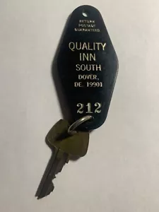 Llavero y llave de habitación de hotel Quality Inn Delaware #212 - Imagen 1 de 2