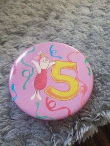 Insignia vintage de 5 cumpleaños de lechón - Imagen 1 de 3
