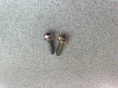 BMW X5 E53 2000-2006 ~ 2 TORNILLOS PARASOL ~ 07147144275 ~ PIEZA OEM Foto 1 de 3