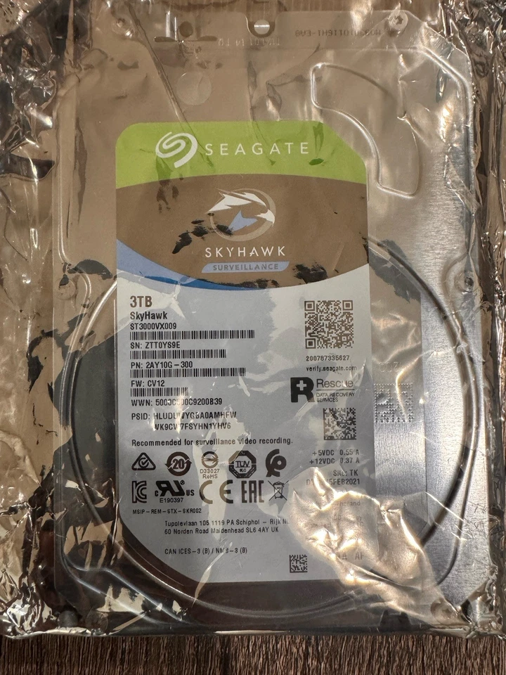 Seagate ST3000VX009 SkyHawk Surveillance 3 TB SATA 6 Gb/s 256 MB de caché 3,5 pulgadas Foto 1 de 2