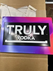 Truly Vodka Blechschild 22"x 16" neue leuchtende Farben - Bild 1 von 4