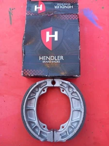Honda CG125 Front Or Rear Brake Shoes - Picture 1 of 1