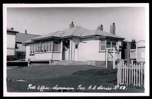 Tasmania • Unused Real Photo Ash Bester Postcard (#58) • Post Office, Swansea - Picture 1 of 1