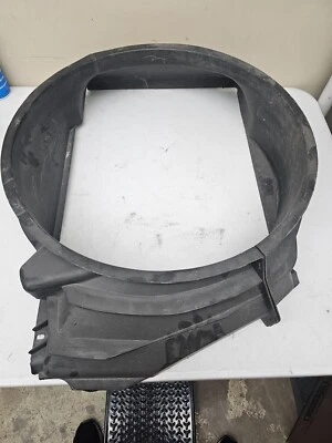 Cubierta del ventilador Chevrolet Chevelle 1971-72 #3986905 Foto 1 de 2