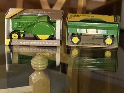 Ertl John Deere Collector Edition 1953 Model60 Orchard 5679 Tractor w/Wagon 1/16 - Image 1 of 4