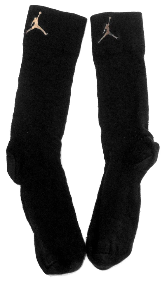 Calcetines Jordan negros con logotipo de Jumpman dorado corte redondo para hombre adulto Foto 1 de 1