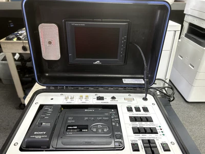 SONY EVO-250 VIDEO HI8 8MM MICRO VCR con PVG-250 e custodia schermo di visualizzazione sur-tec - Immagine 1 di 4