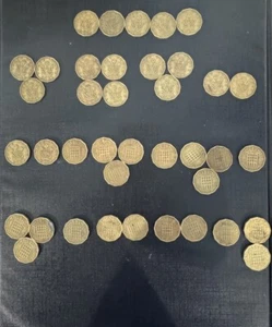 39 Drei Pence Münzen - Bild 1 von 7