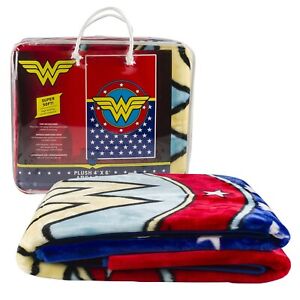 DC Comics Wonder Woman Logo Shield Hero Soft Area Rug 4x6 Feet Carpet