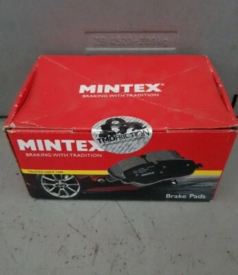 Комплект передних тормозных колодок Mintex MDB2180 совместим с Nissan Pick Up/Navara 97- - Изображение 1 из 2