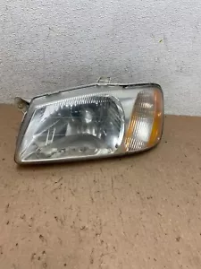 2000 to 2002 Hyundai Accent Left Driver Halogen Headlight J6652 DW - Picture 1 of 9