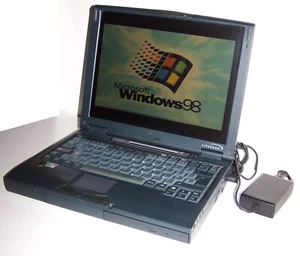 Vintage Fujitsu Lifebook E360 Laptop Windows 98 Intel Pentium 2, CD Drive - Picture 1 of 13