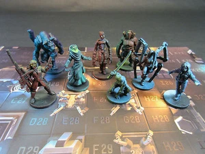PAINTED Specter Ops Board Game Plaid Hat 2-5 Players Stealth Chase Deduction - Picture 1 of 12