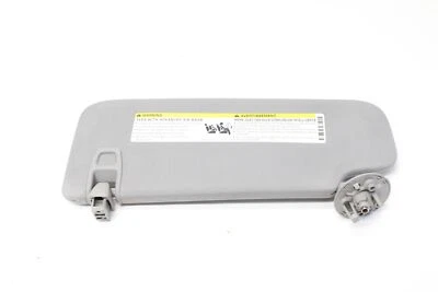 2019-2024 CHEVROLET MALIBU LADO DIREITO DO PASSAGEIRO PÁRA-SOL SUPERIOR FABRICANTE DE EQUIPAMENTO ORIGINAL - Imagem 1 de 4