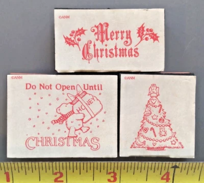 FELIZ NATAL, NÃO ABRA ATÉ E ÁRVORE CONJUNTO DE 3 CARIMBOS Espuma/Borracha vintage - Imagem 1 de 4