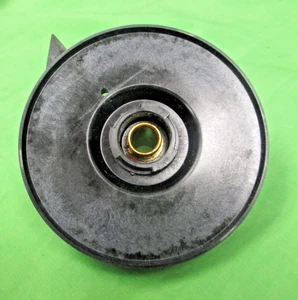 DUAL 1257 TURNTABLE INNER PLATTER HUB FLY WHEEL COMPLETE Pt # 261-920 - Picture 1 of 2