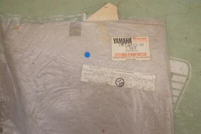 Calcomanía emblema Yamaha 1987 FJ1200TC cubierta NOS FJ 1200 *2526 Foto 1 de 4