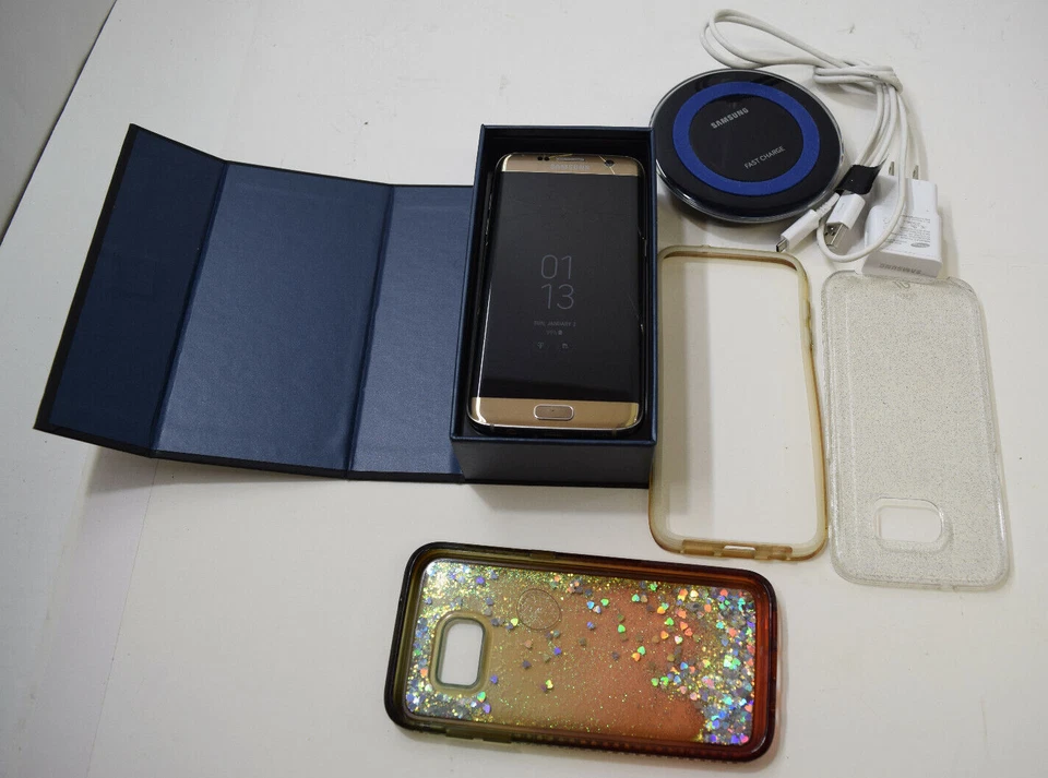 Samsung Galaxy S7 Edge bundled / See Full Description Below / Gold - Image 1 of 4