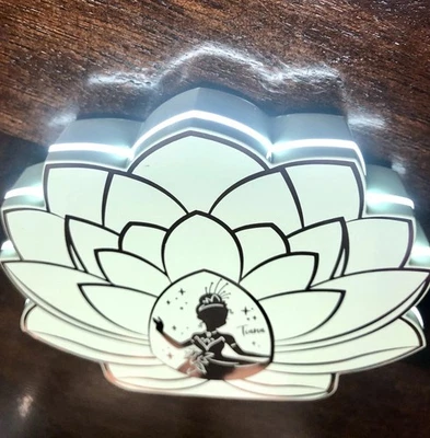 Disney Tiana Lotus LED Compact Mirror – Rechargeable & Dimmable- brand new - Image 1 of 4