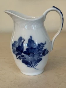 Royal Copenhagen Denmark Blue Flowers Creamer No. 8026 - Picture 1 of 11
