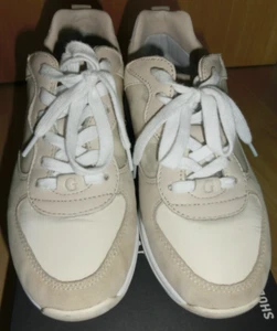Damen Sneaker Schuh 39 Guess beige weiß Schnürung herausnehmbare Einlage - Bild 1 von 4