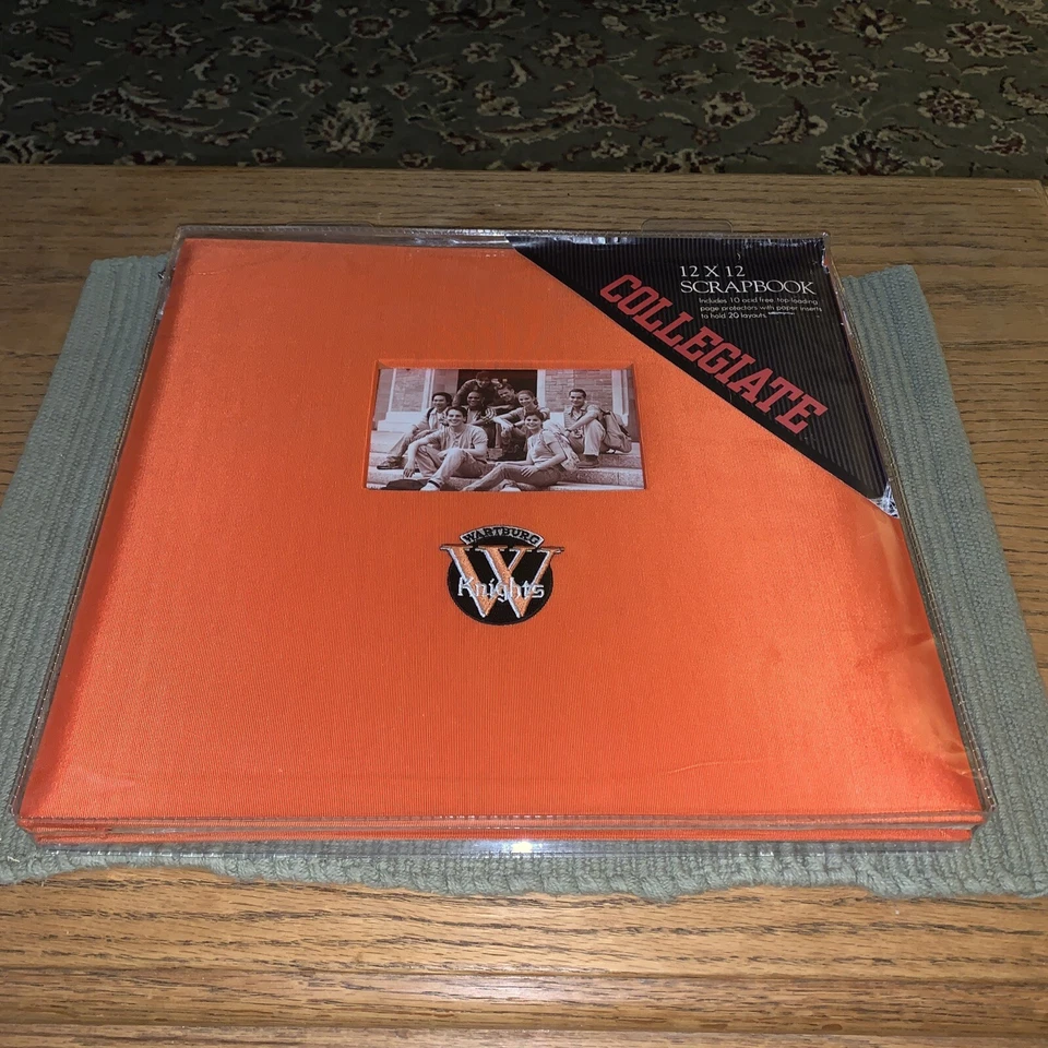 Warburg College Iowa. Álbum de recortes universitario. 12” X 12”. ¡Nuevo! Foto 1 de 4