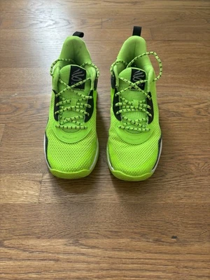 Under Armour Youth Curry basketball Shoes - Image 1 of 4