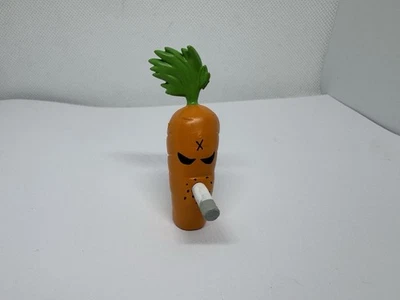 Figura Vinilo Zanahoria Kidrobot Frank Kozik Smorkin Mongers Solo Sin Caja Foto 1 de 3