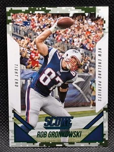 2015 Score Rob Gronkowski SP Photo Variation Green Camo - New England Patriots - Picture 1 of 2
