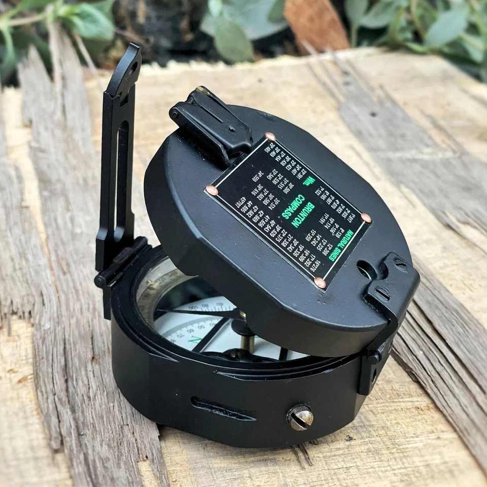 Brújula Brunton Pocket Vintage con estuche de cuero Foto 1 de 4