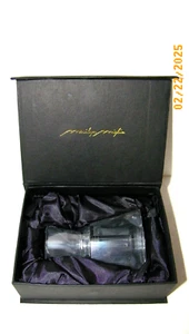 Marilyn Miglin dreieckiger Parfum Flakon geschliffener Kristall Neu in OVP - Bild 1 von 3