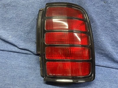 1991 1992 1993 Oldsmobile 98 Ninety-Eight Regency Right Tail Light Assembly Nice - Image 1 of 4
