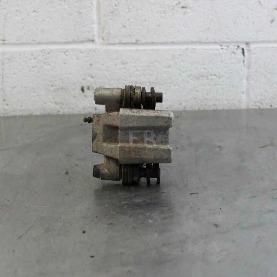 1990 POLARIS TRAIL BOSS 250 4X4 PINÇA DE FREIO DIANTEIRA DIREITA A423 - Imagem 1 de 4