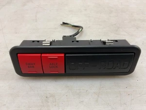 Jeep JK Wrangler OEM Rubicon Locker and Sway Bar Switch Panel 2013-2018 022542 - Picture 1 of 6