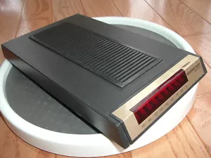 USRobotics Courier 2400 bit/sec modem made c.1987. Missing AC Adapter.Collector - Picture 1 of 7