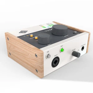 Universal Audio Volt 176 1-in/2-out USB 2.0 Audio Interface - Picture 1 of 5
