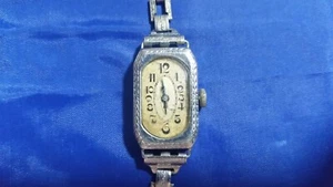 Vintage THEVILRAY W.CO 6 jewels Women's Watch for parts - Picture 1 of 10